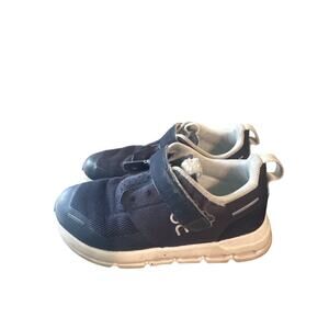 On Cloud Cloudplay Kids 13 Blue Athletic Sneakers School Casual Walking Out